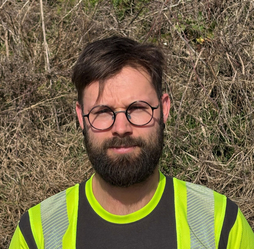 pierre-aspect-ratio-808-792