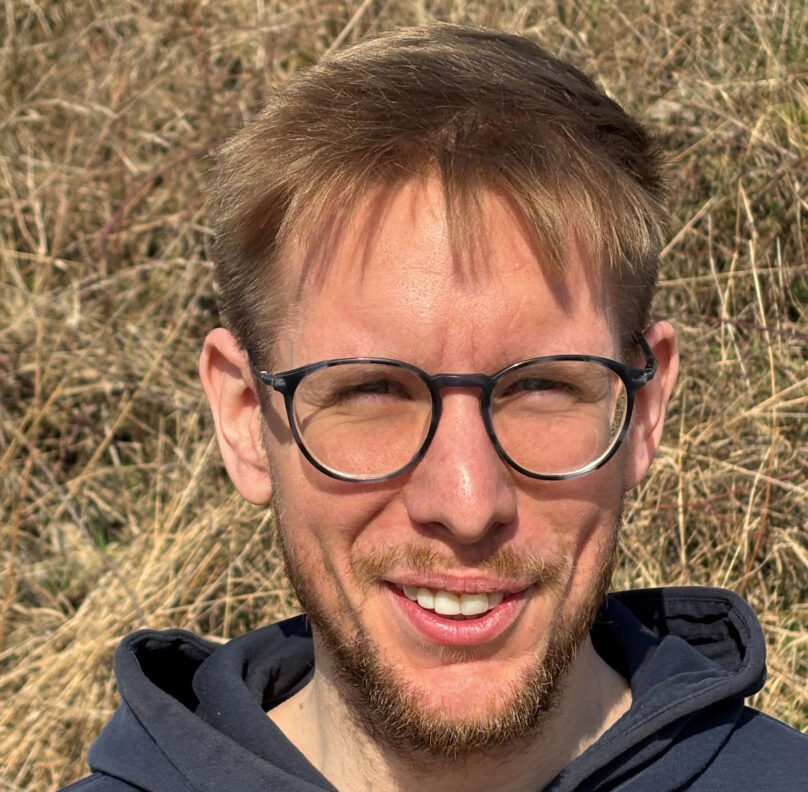 sebastien-aspect-ratio-808-792